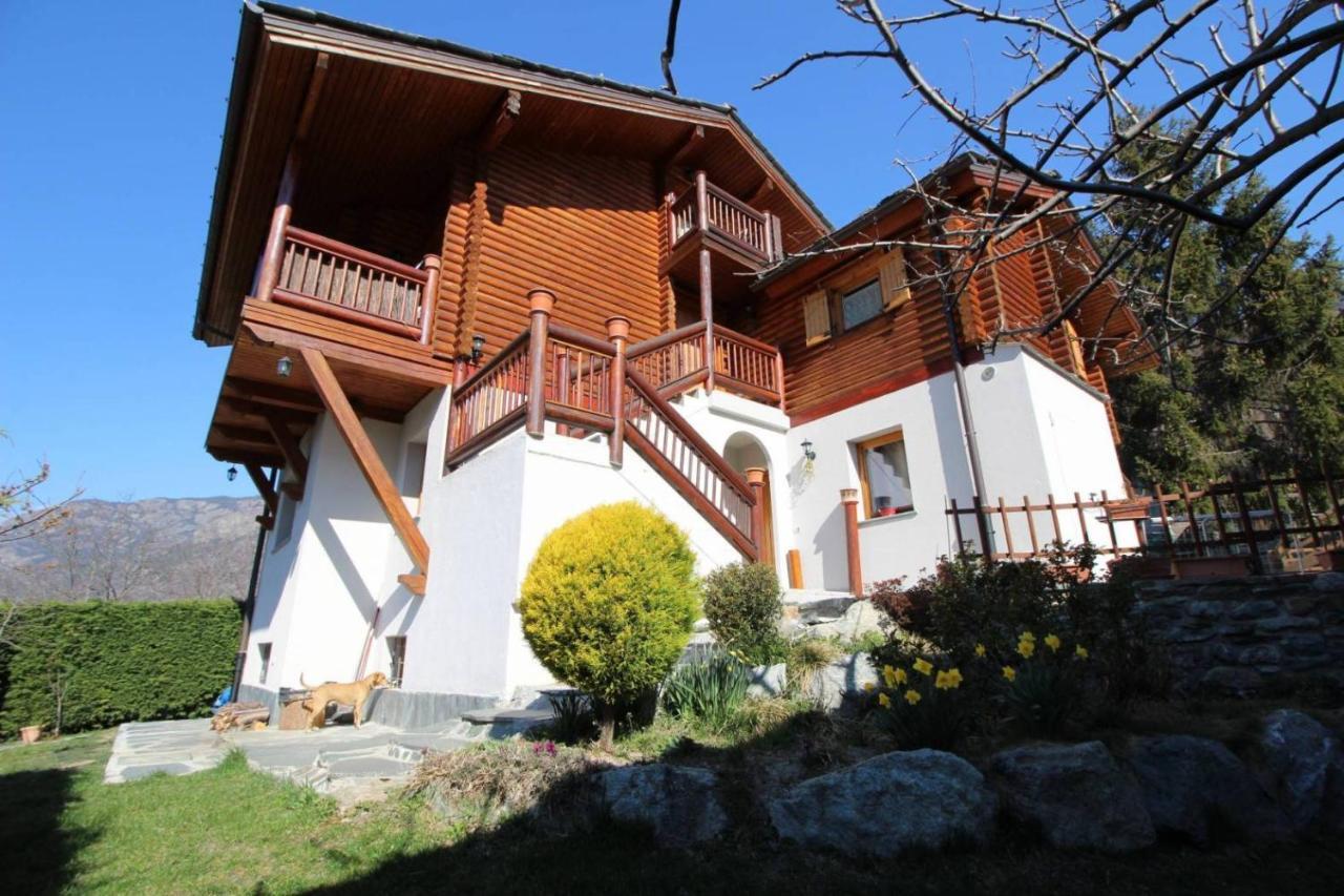 Casa Adriana Διαμέρισμα Saint-Vincent Εξωτερικό φωτογραφία