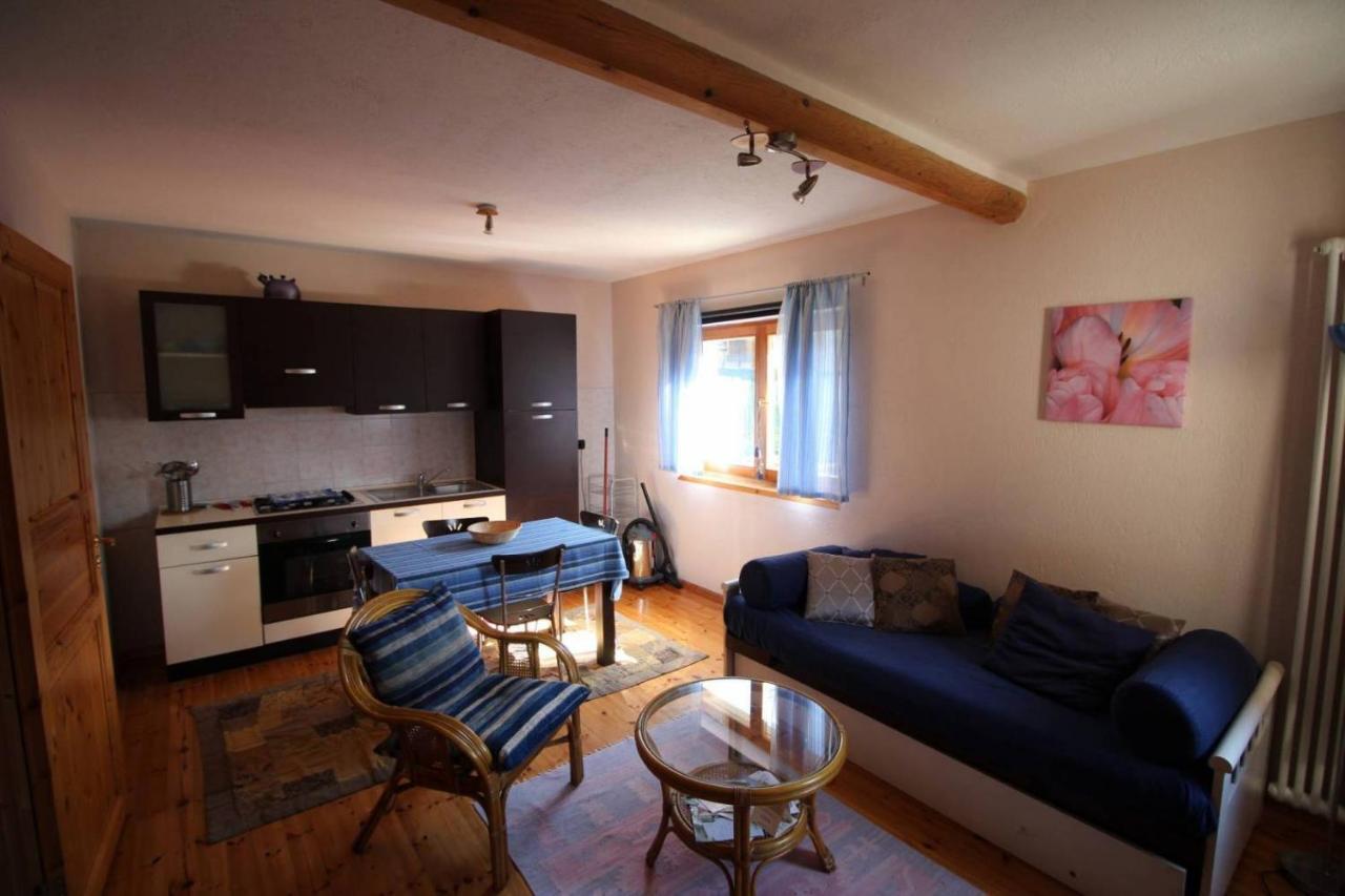 Casa Adriana Διαμέρισμα Saint-Vincent Εξωτερικό φωτογραφία
